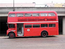 Bus anglais à deux étages